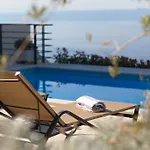 Villa Luxury Mala With Heated Pool
