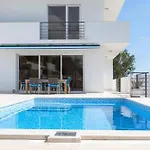 Luxury Mala With Heated Pool Podgora (Split-Dalmatia)