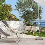 Luxury Mala With Heated Pool *