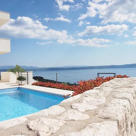 Luxury Mala With Heated Pool Podgora (Split-Dalmatia)